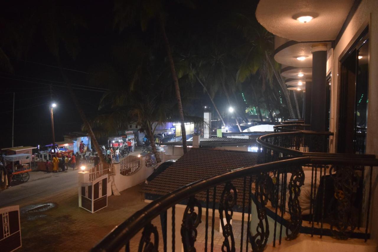 Hotel Murud Marina Exterior photo