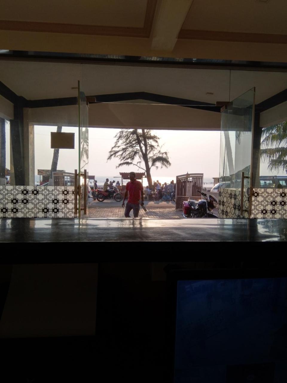 Hotel Murud Marina Exterior photo